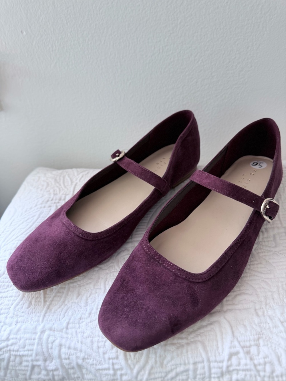 Marc Fisher LTD Womens 9.5 Burgundy Suede Mary Jane Flats Square Toe Shoes